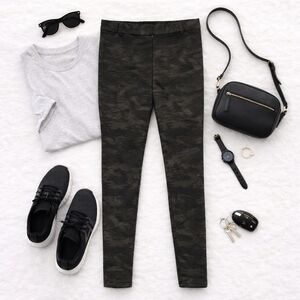 Soft Surroundings Willow Straight Green Camo ButtonZip Pockets Ankle Pants Sz 12